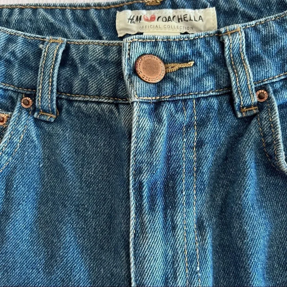 H&M x COACHELLA Women's High Waisted Floral Embroidery Denim Short US10 - Picture 4 of 7